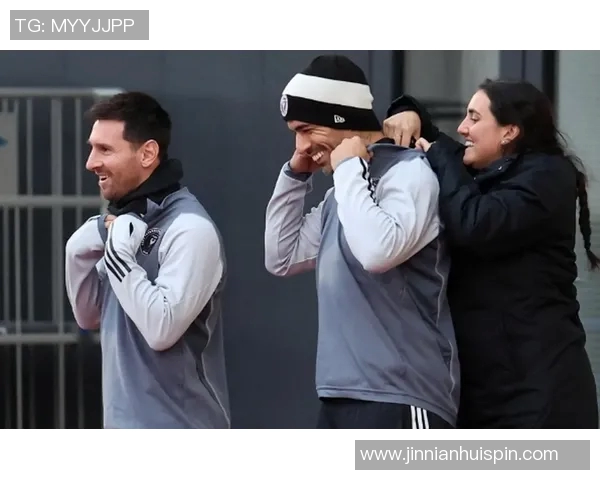 梅西在社交媒体分享照片宣布前往阿根廷国家队报到的喜悦心情 梅西在社交媒体分享照片宣布前往阿根廷国家队报到的喜悦心情